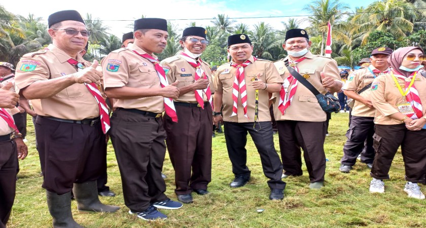 Kadis Dikbud, Hadir di Kemah Prestasi Pramuka Toili